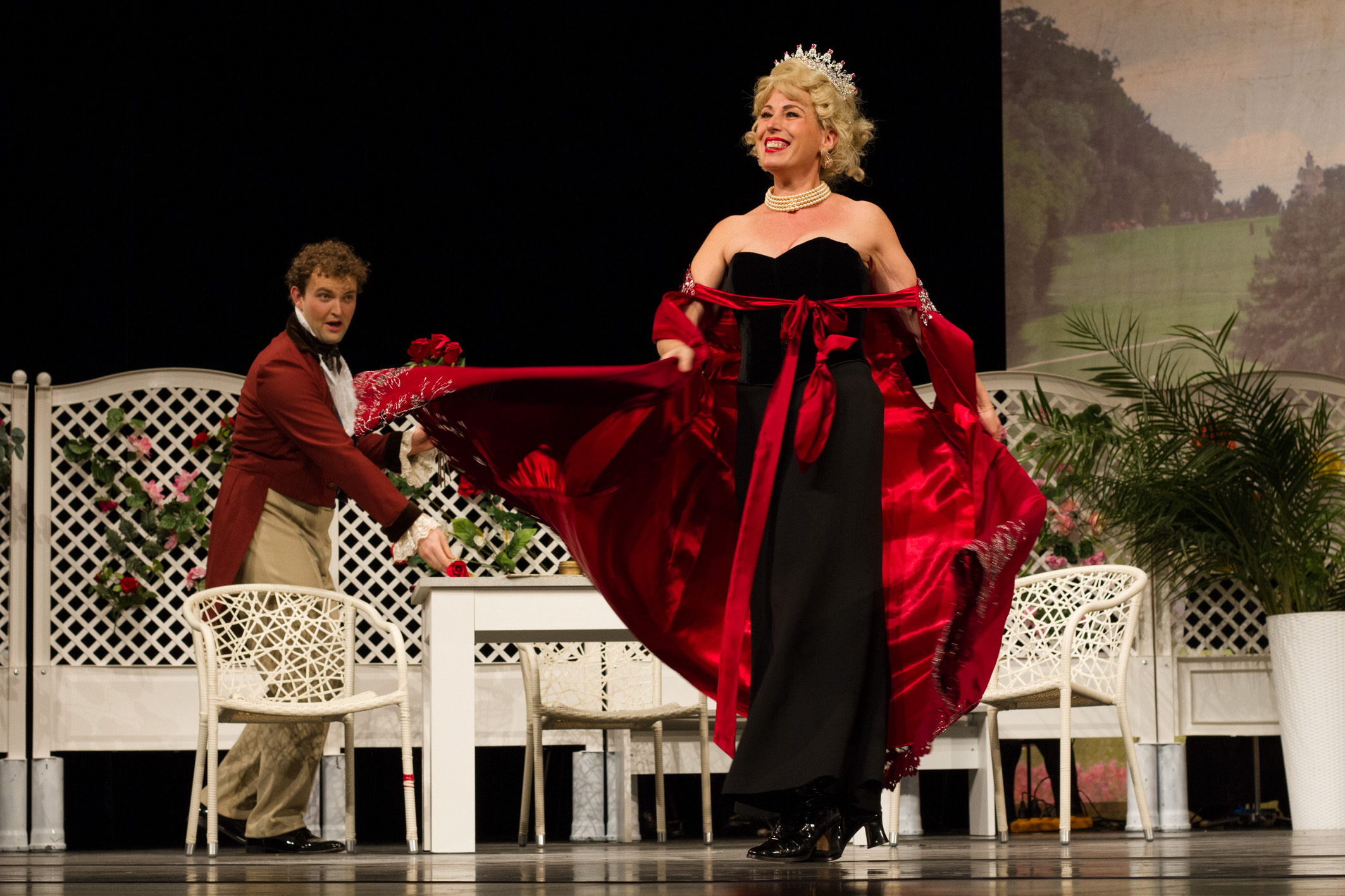 Die Operettenbühne Wien zeigt am 29.04.2022 eine schwungvolle Inszenierung des Operetten Klassikers „Wiener Blut“ (Foto: Claudius Schutte)