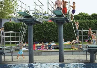 Endlich wieder Badespaß: Die Freibad-Saison in Saarlouis startet!