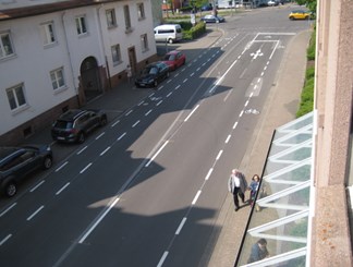 Neue Verkehrsführung an der Ampelkreuzung