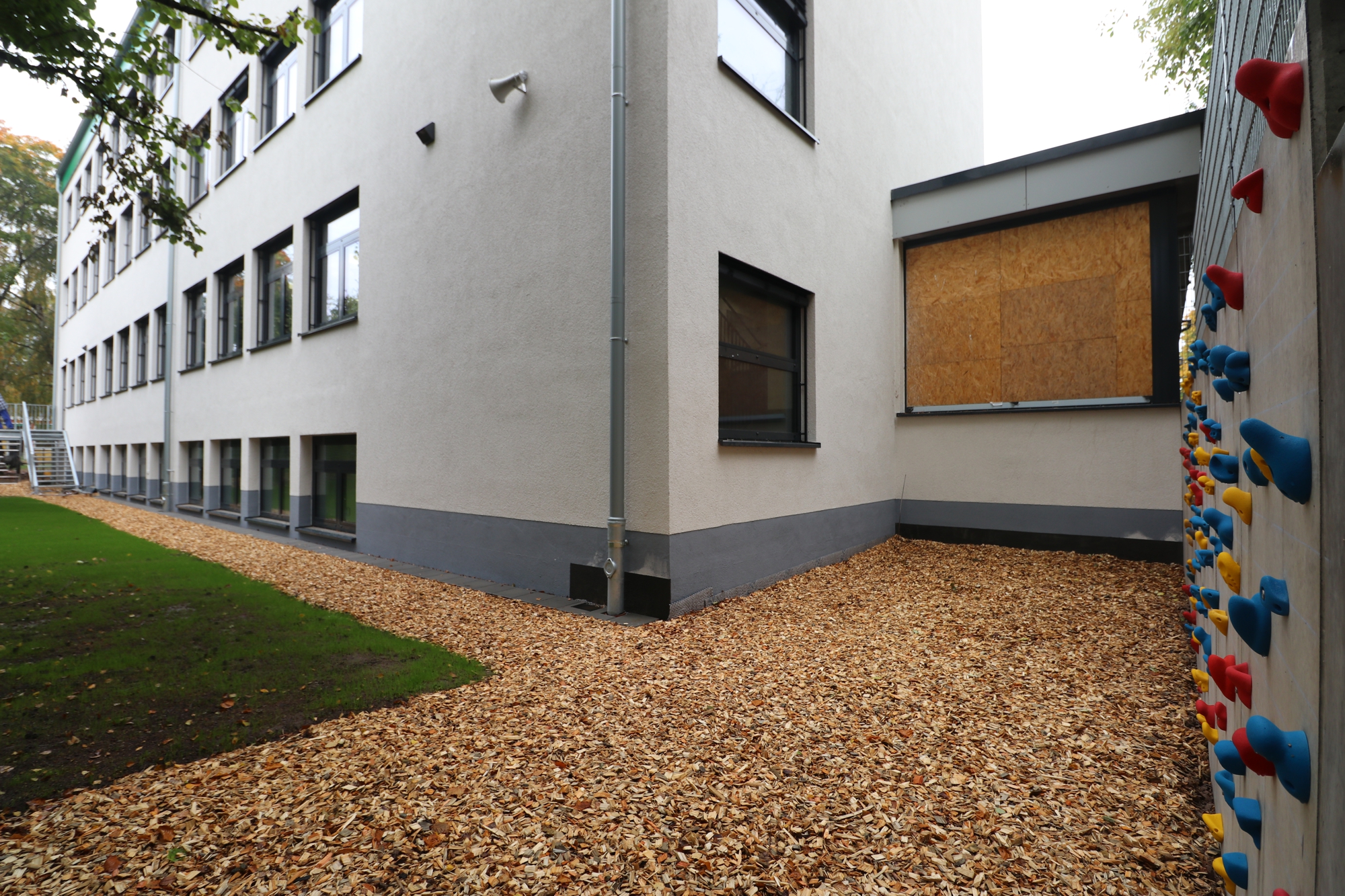 GTS 3 und Teilbereiche des Laubengangs: Energetische Sanierungsmaßnahmen