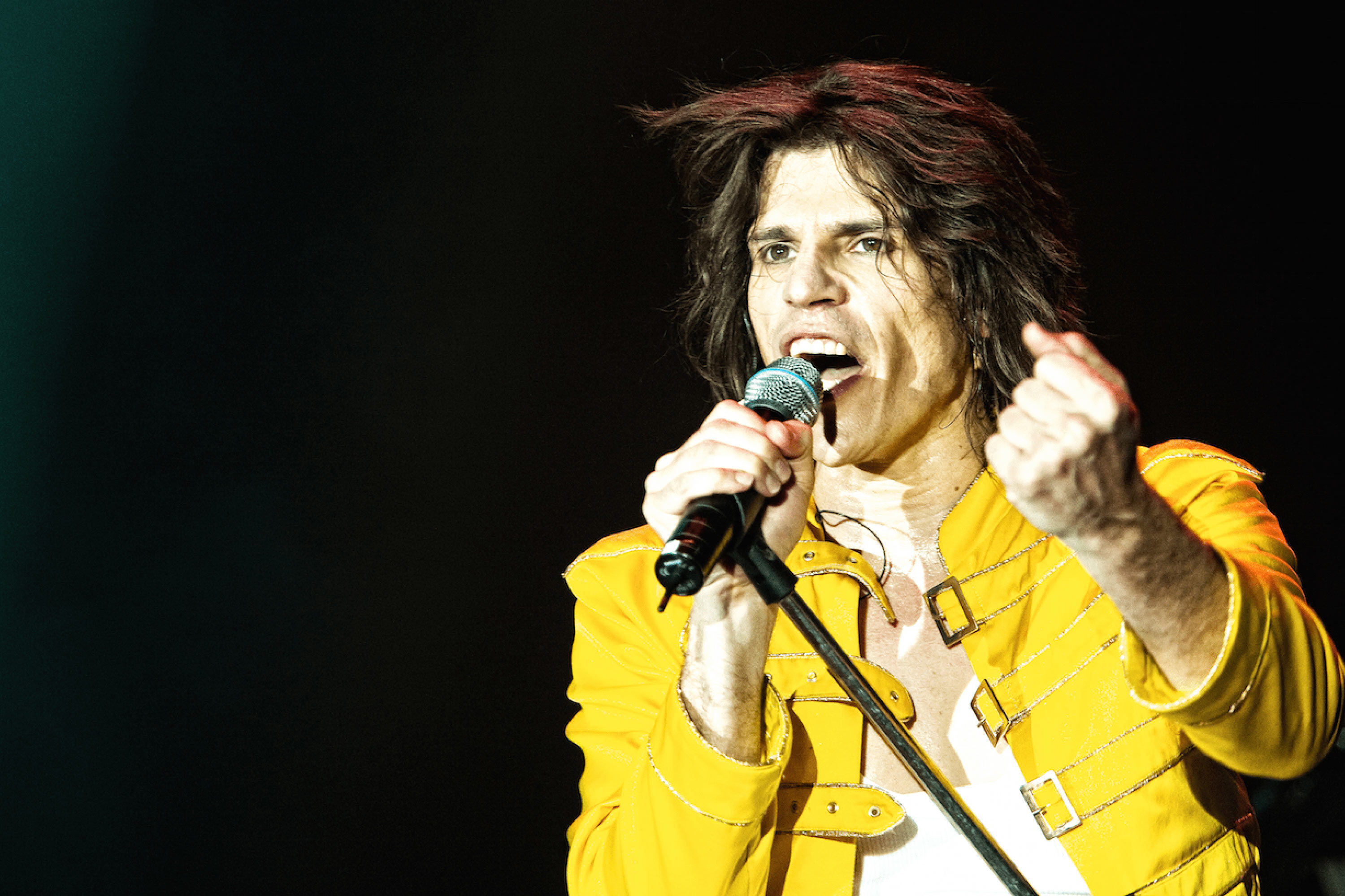 Back to the 80s Wohnzimmerkonzert mit Sascha Lien in The Club 09.05.2025