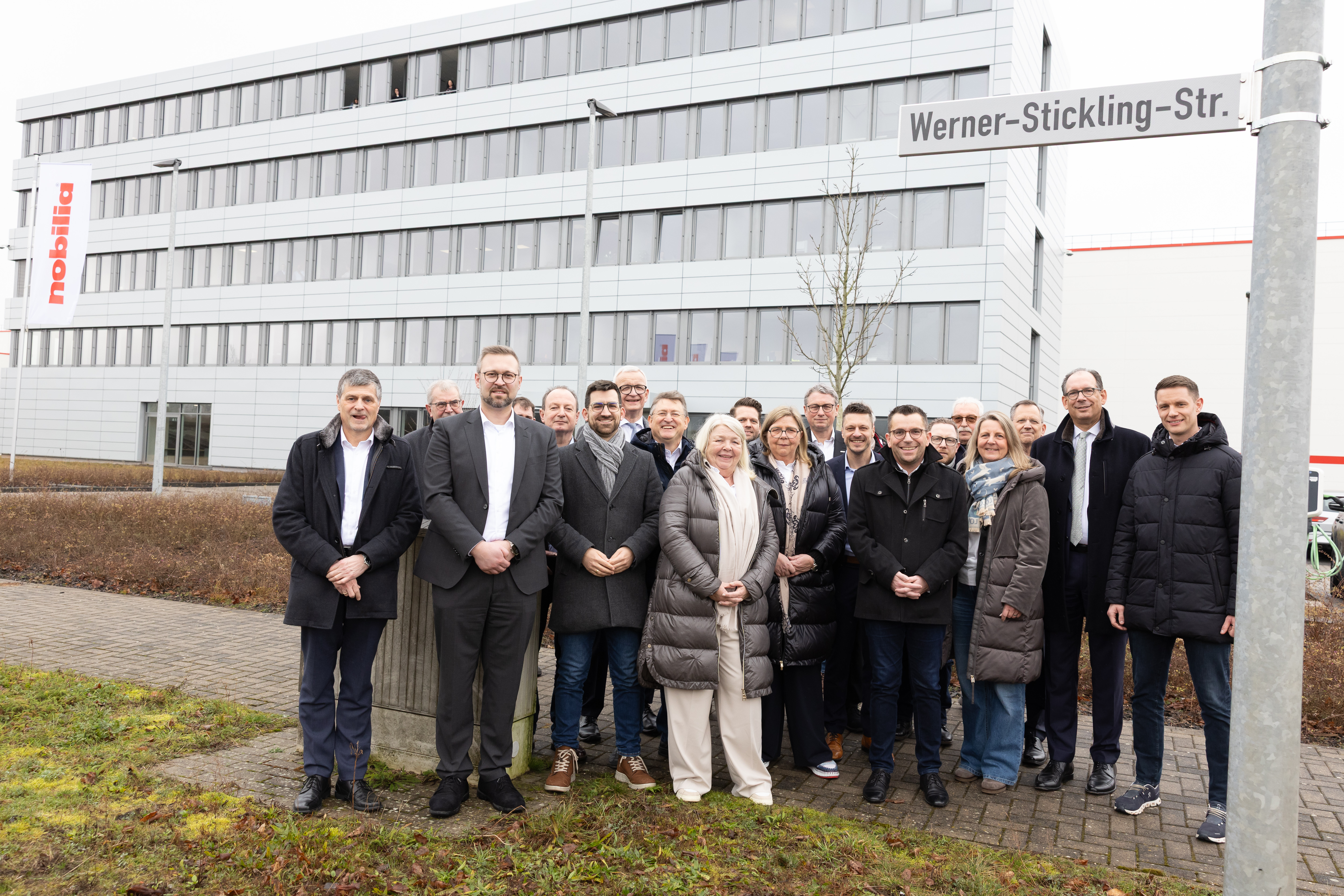 Urheber wirtschaftlichen Erfolgs und der nobilia-Ansiedlung in Saarlouis: Einweihung Werner-Stickling-Straße  